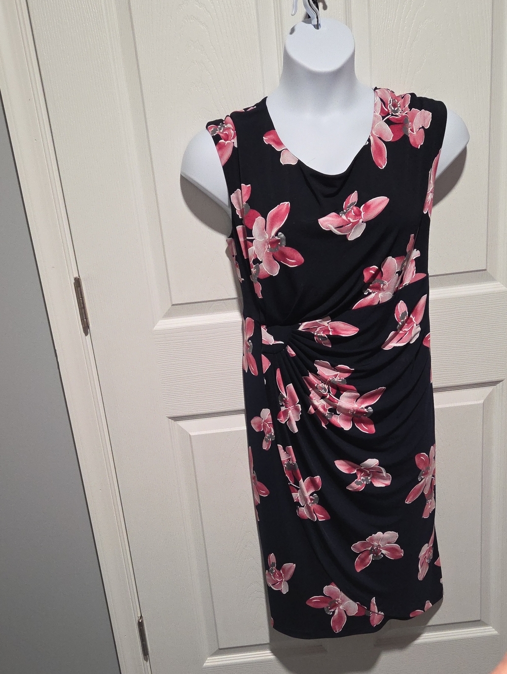 Sleeveless Dark Navy Floral Twist-Front Dress - Pink Blossom